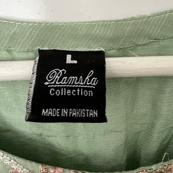 Saree in great condition - Picture 3 of 7